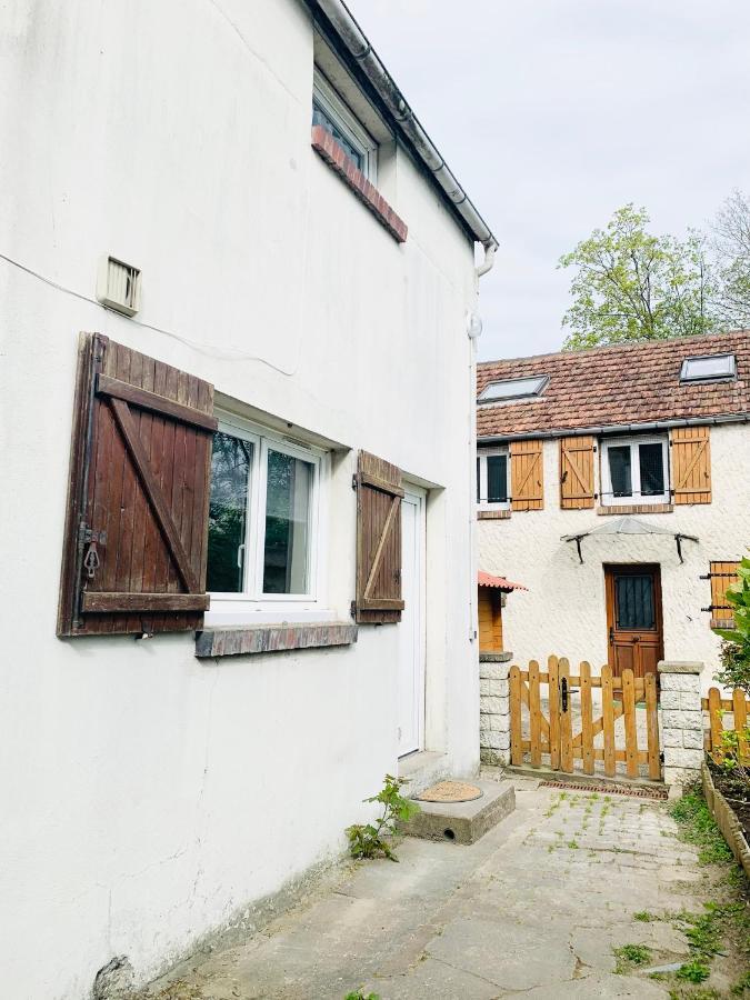 Charmant Appartement Duplex Au Calme Évreux Exterior foto